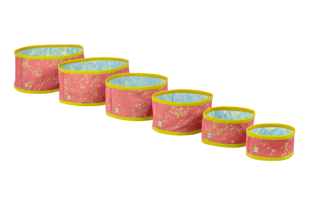 collar polaina Ruffwear Swamp Cooler™ Salmón aporta al perro un enfriamiento por evaporación del agua toma 3