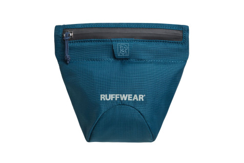 bolsa para perros Pack Out Bag de Ruffwear para llevar las bolsas y cacas de los perros. Impermeable y  en dos tamaños toma 2