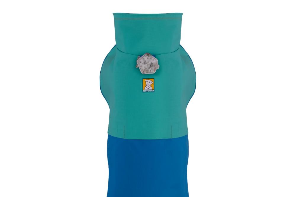 cubasquero para perros Ruffwear SUN SHOWER™ Azul claro . Ultra protección a la lluvia incluso más intensa 7