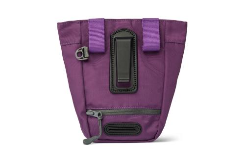 Bolsa para premios golosinas para entrenamiento perros DOG Copenhagen. Cierre magnético y dispensador de bolsitas . Lila 2