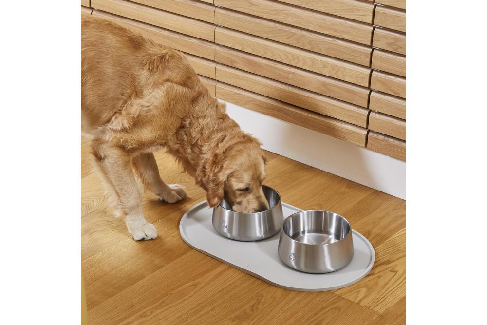 Bol cuenco para perros Vega de DOG Copenhagen. Comedero bebedero antideslizante y con estilo minimalista. ejemplo 12