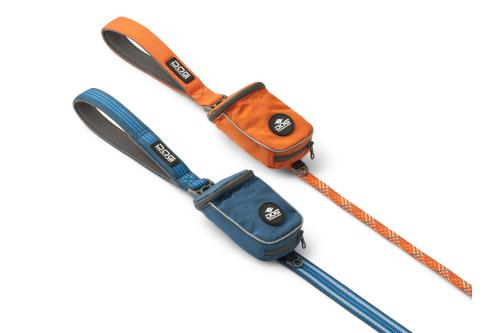 Bolsa par correas perros DOG Copenhagen Pouch Organizer. Con perro 1