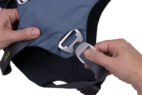 arnés para perros Ruffwear Load Up™ diseñado para que el perro vaya seguro en el coche. Testado en ensayos de colisión. 4