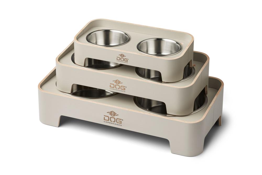 Comedero doble para perros Skagen de DOG Copenhagen. Conjunto