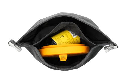 Contenedor portáil para pienso de perros Kibble Kaddie™ de Ruffwear. Gris 3