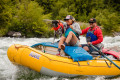 chaleco salvavidas para perros Ruffwear Float Coat™ rojo más flotación y seguridad. rafting, kayak, surfing, paddle. toma 6
