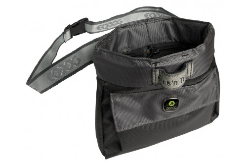 bolsa para premios CLICK'N TREAT de Eqdog con múltiples características. Nylon de alta calidad, fácil de abrir/cerrar toma 3 bolsa para premios CLICK'N TREAT de Eqdog con múltiples características. Nylon de alta calidad, fácil de abrir/cerrar toma 3