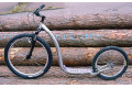 Patinetes y scooters modelo XH1-Mountain para utilizar con perros en bikejoring. para utilizar por montaña, con perros.