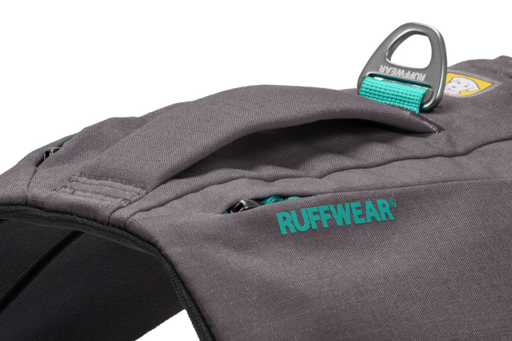 arnés para perros Ruffwear Switchback™ que aporta  comodidad y seguridad, tres puntos de fijación, alforjas integradas toma 16