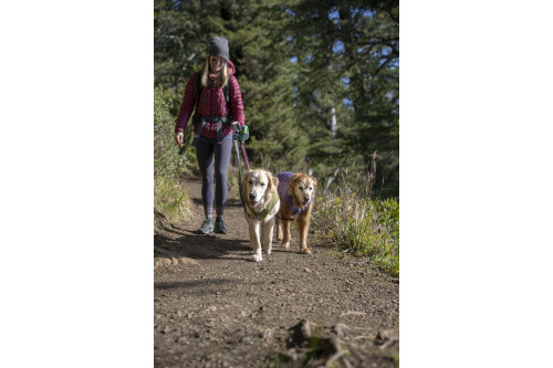 abrigo para perros Ruffwear FUSE™ protege lluvia, frío, nieve. actividades al aire libre con perro los días de mal tiempo toma18